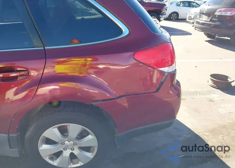 2011 Subaru Outback 2.5I Premium из США, поврежденный, VIN 4S4BRCCC5B3406116